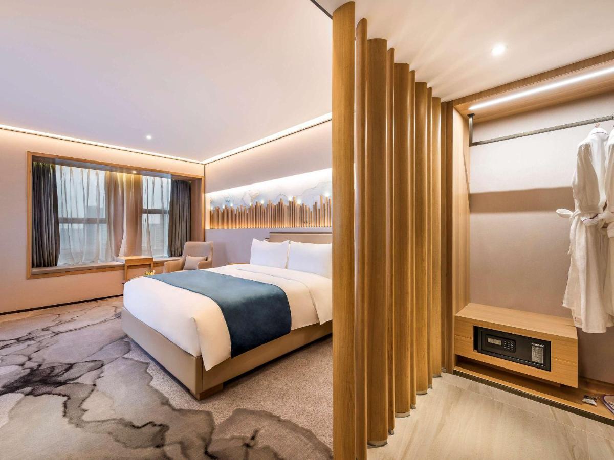 Mercure Chengdu Huapaifang Zewnętrze zdjęcie