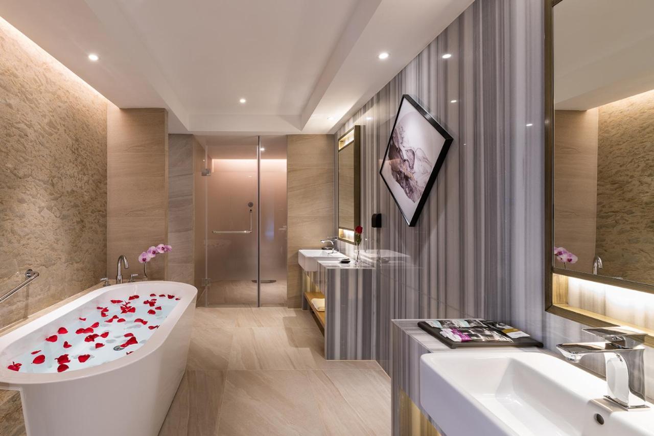 Mercure Chengdu Huapaifang Zewnętrze zdjęcie
