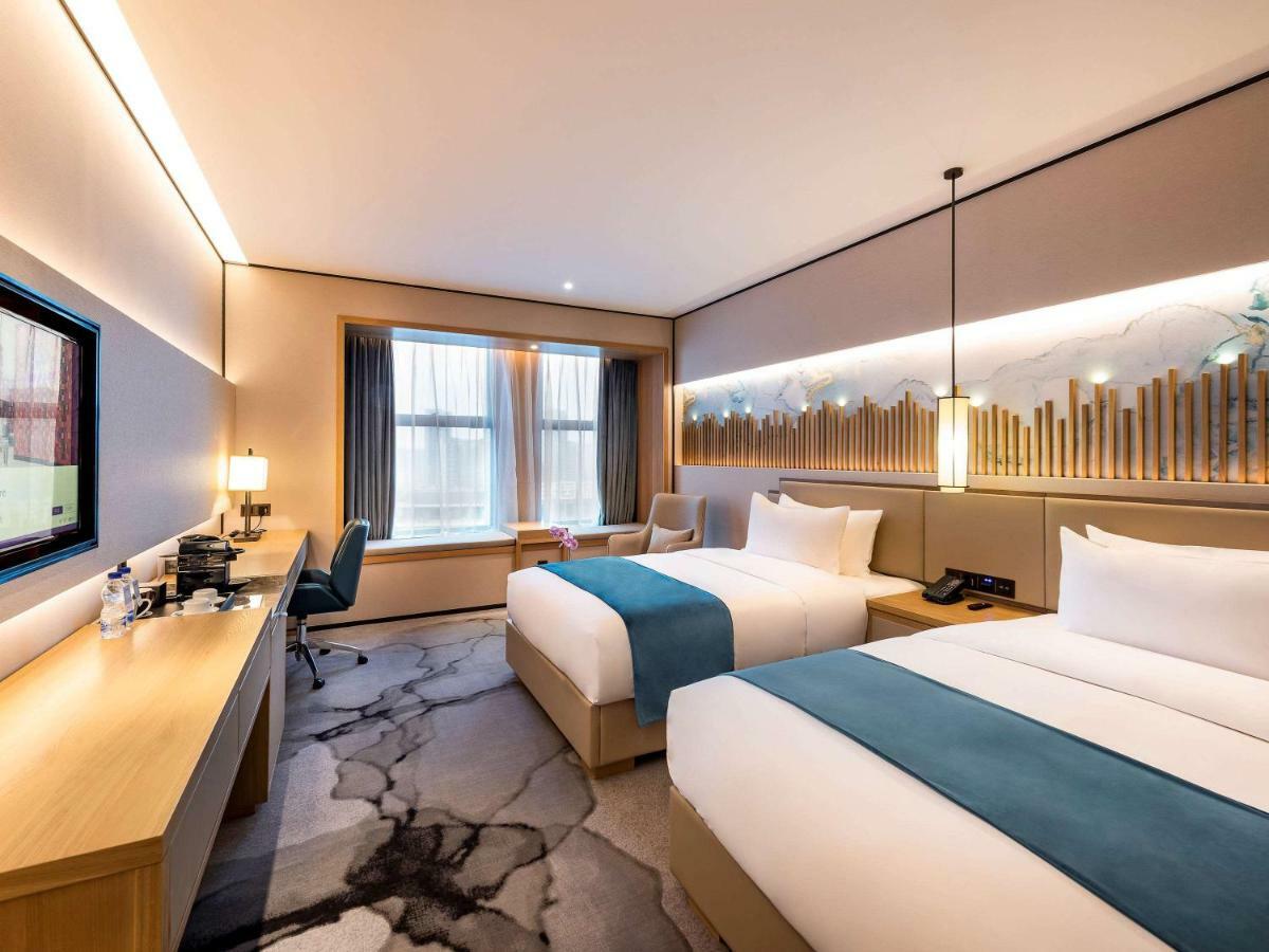 Mercure Chengdu Huapaifang Zewnętrze zdjęcie